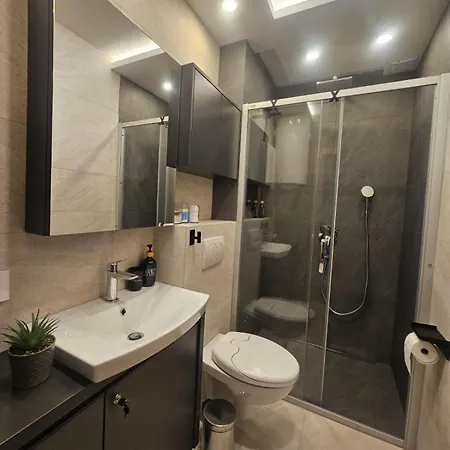 Twins View Apartment